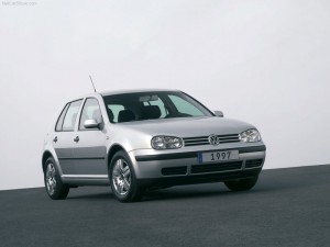 Volkswagen-Golf-IV